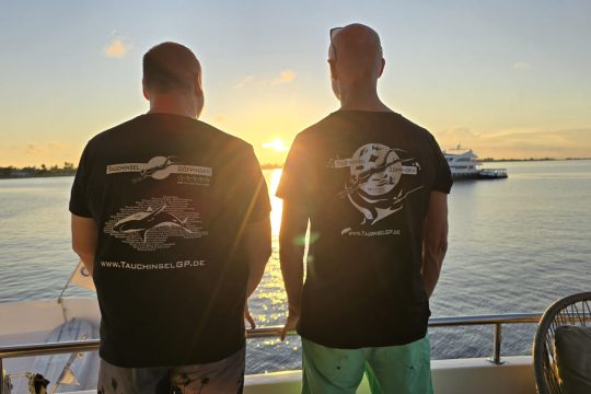 Sonnenuntergang - unsere Staffs genießen die Tour ebenso wie die Gäste.